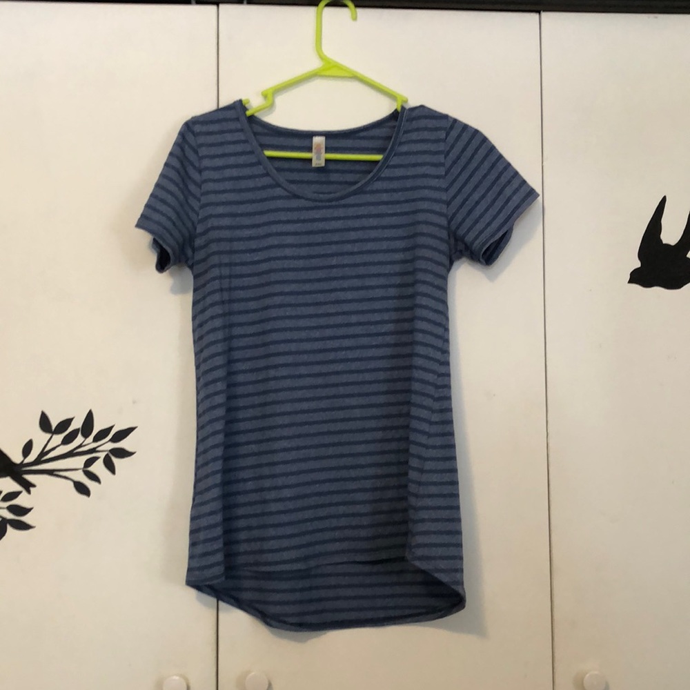 LuLaRoe XXS blue stripe short sleeve top